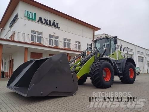 CLAAS Torion 1511 Pale gommate