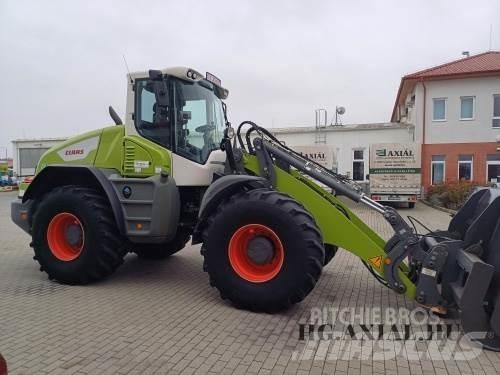 CLAAS Torion 1511 Pale gommate