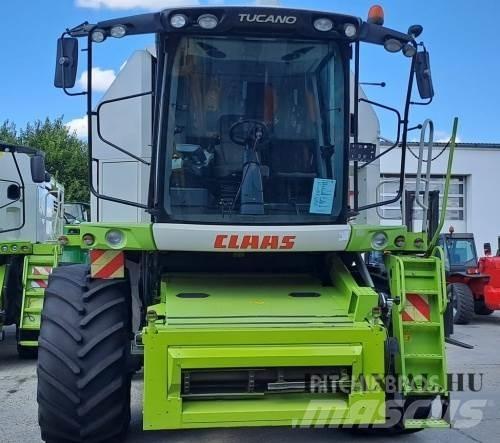 CLAAS Tucano 440 Mietitrebbiatrici