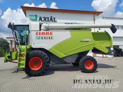 CLAAS Tucano 440 Mietitrebbiatrici