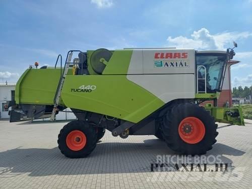CLAAS Tucano 440 Mietitrebbiatrici