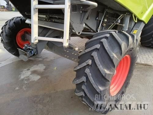 CLAAS Tucano 450 Mietitrebbiatrici