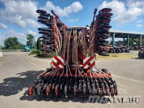 Horsch Pronto 6 DC Perforatrici