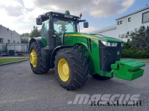 John Deere 8370R Trattori