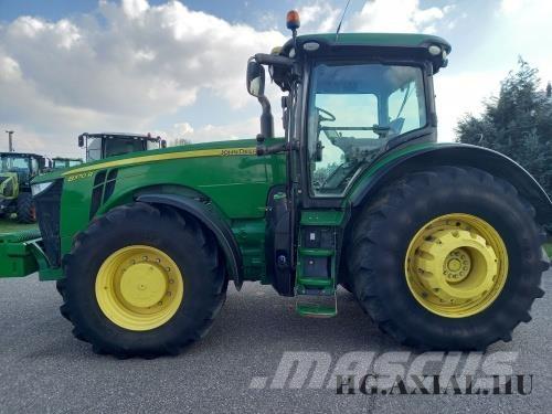 John Deere 8370R Trattori