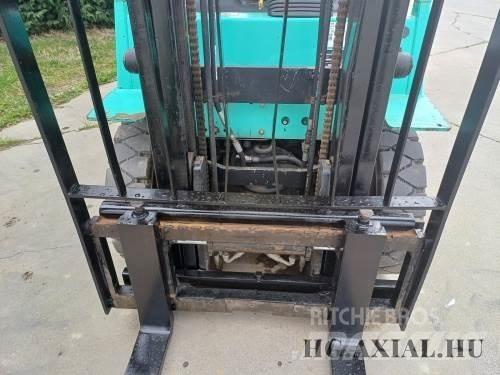  Mitshubishi FD 25 Carrelli elevatori-Altro