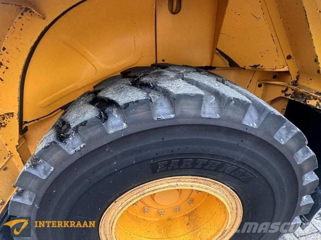 Hyundai HL 955 A Pale gommate