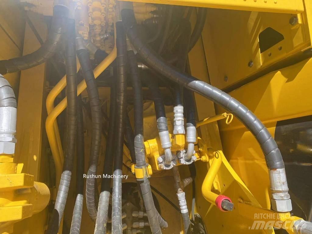 Komatsu PC 200 Escavatori medi 7t - 12t