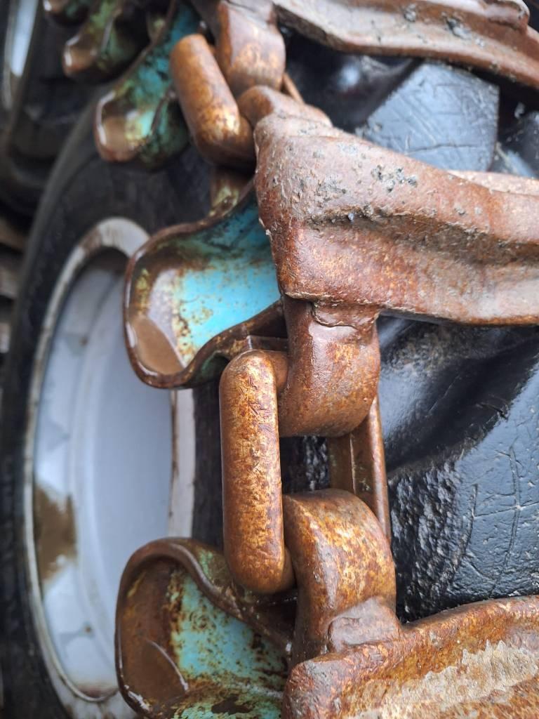 Komatsu 901 XC Abbattitrici, Disboscatrici