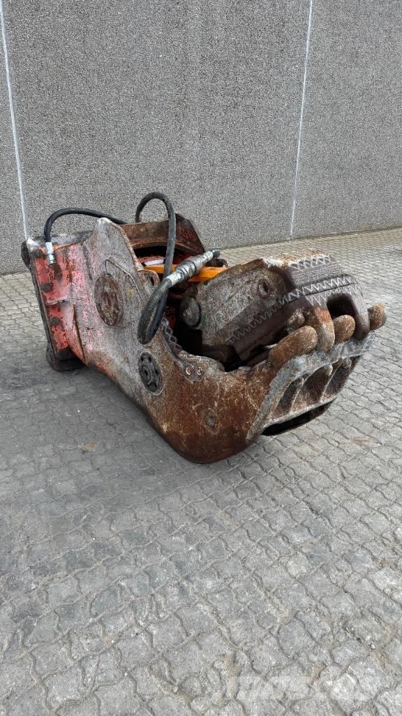 NPK G 18 J Frantumatori da cantiere