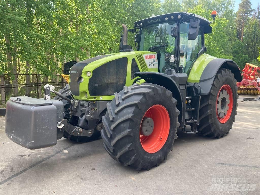 CLAAS Axion 960 Trattori