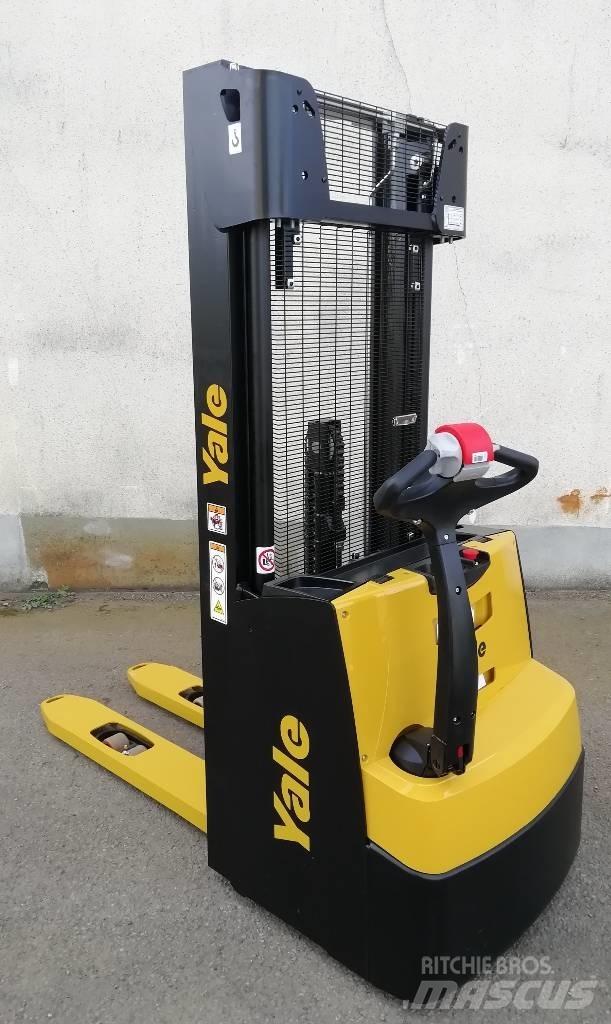 Yale MS12 Transpallet uomo a terra