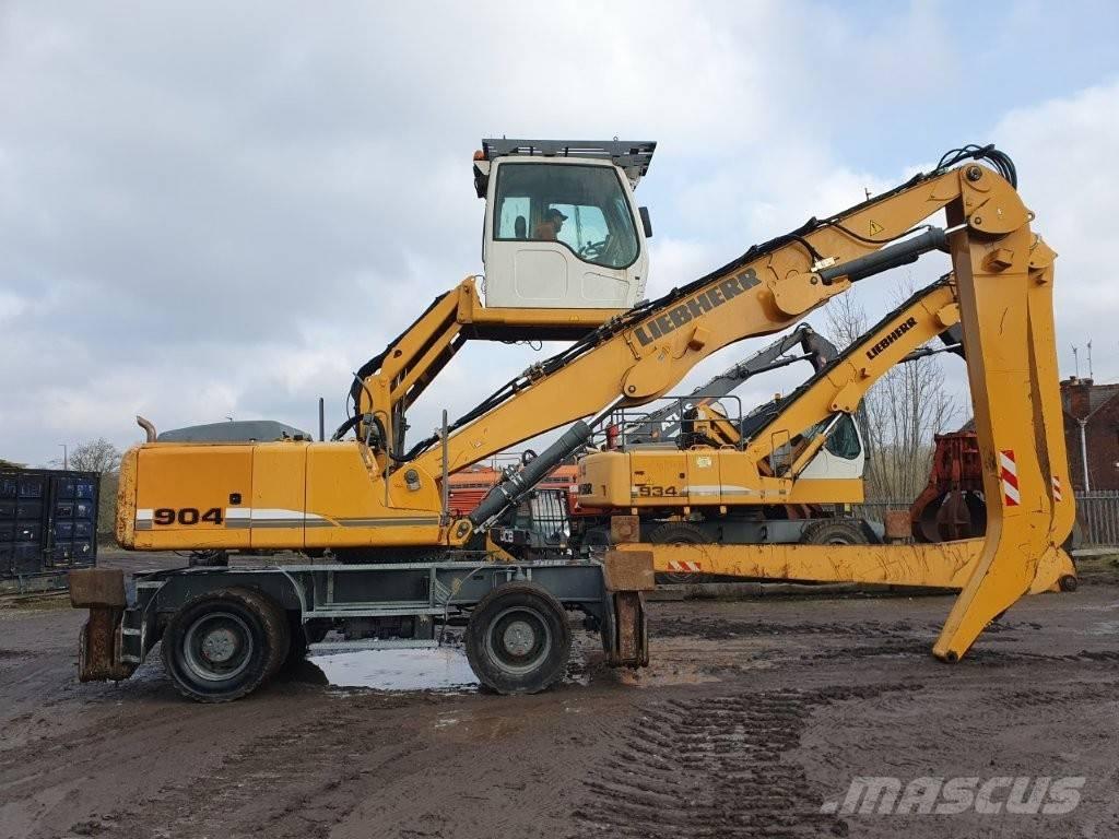 Liebherr A 904 C Movimentazione rifiuti