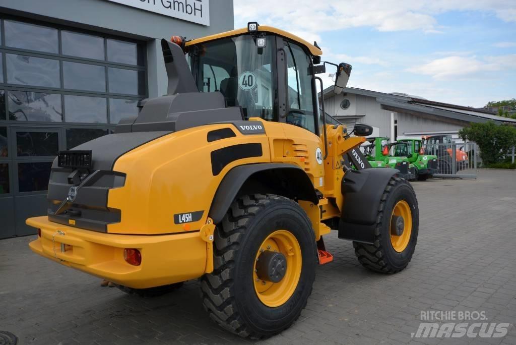 Volvo L 45 HS Pale gommate