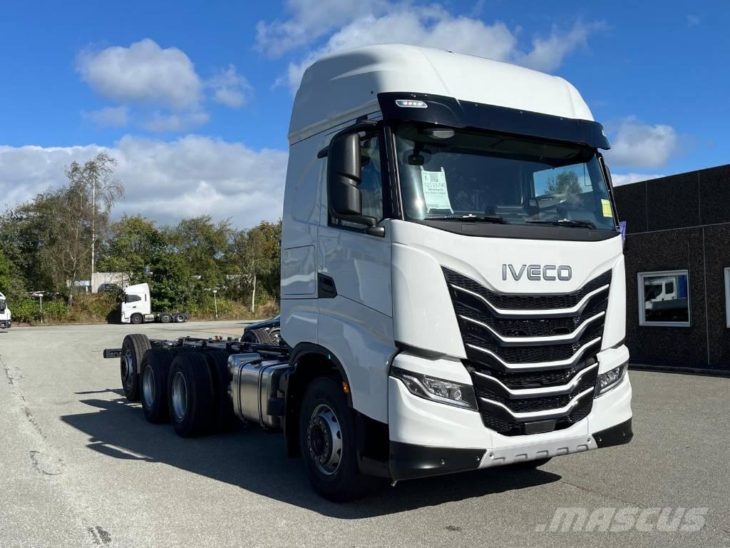 Iveco AS350X50YFS Autocabinati