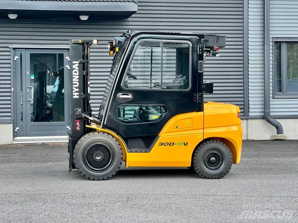 Hyundai 30D-9V Carrelli elevatori diesel