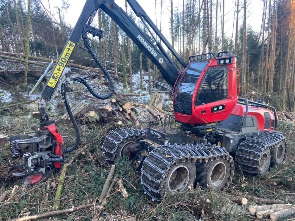 Komatsu 931XC Abbattitrici, Disboscatrici