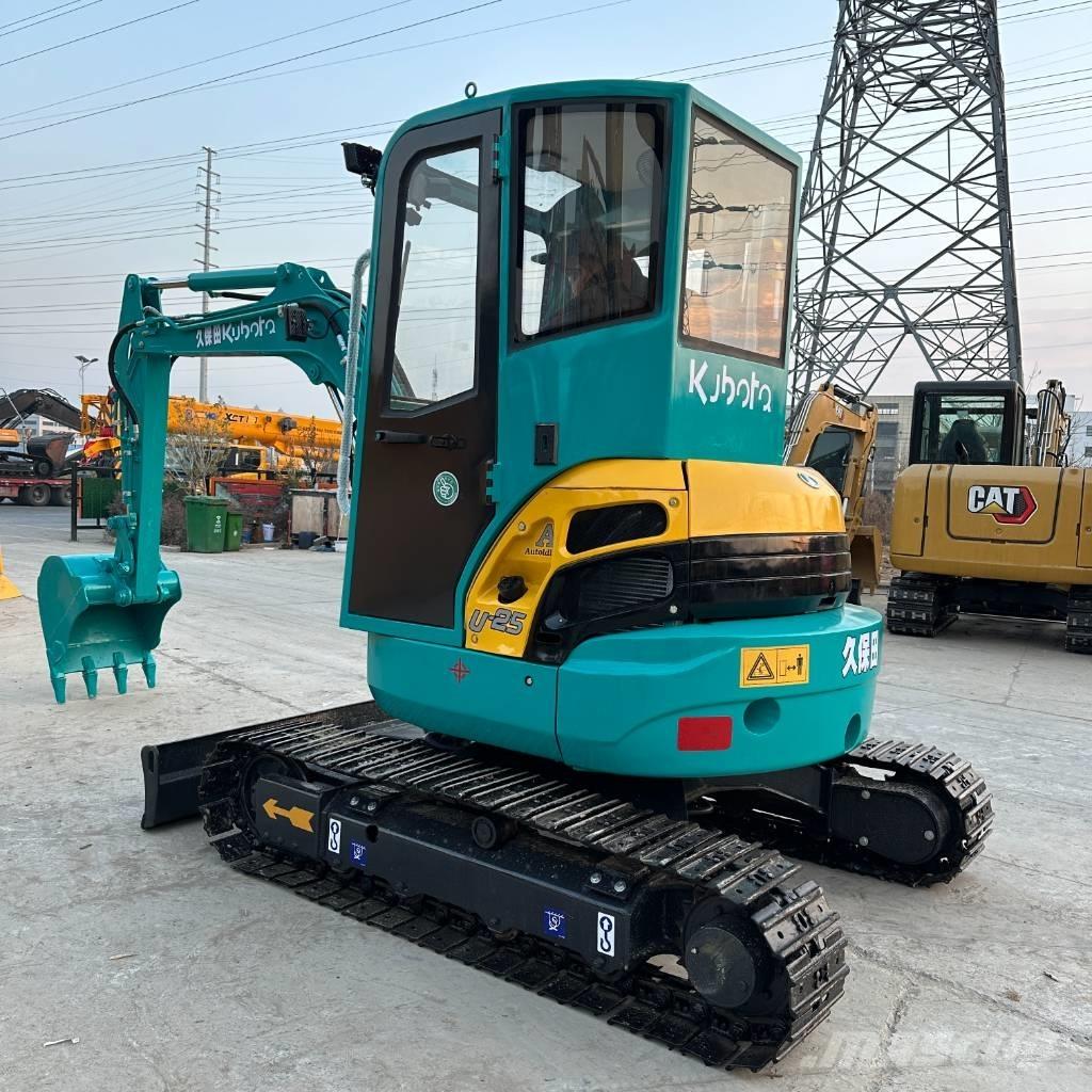 Kubota U 25 Miniescavatori