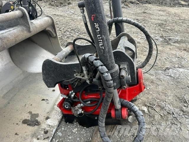 Hitachi ZX 210 LC-6 Escavatori cingolati