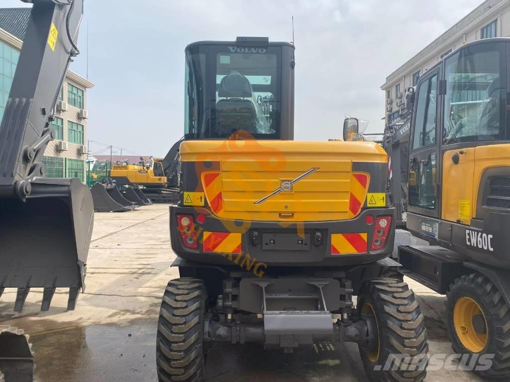 Volvo EW 60w vs Escavatori cingolati