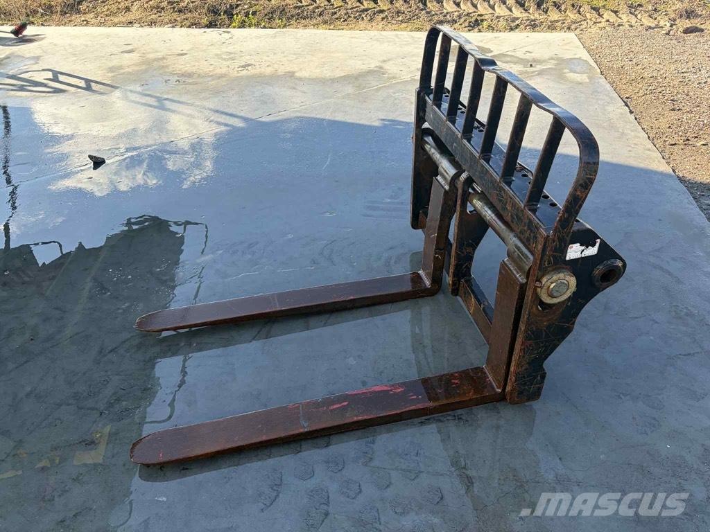 Manitou Pallegafler Sollevatori telescopici