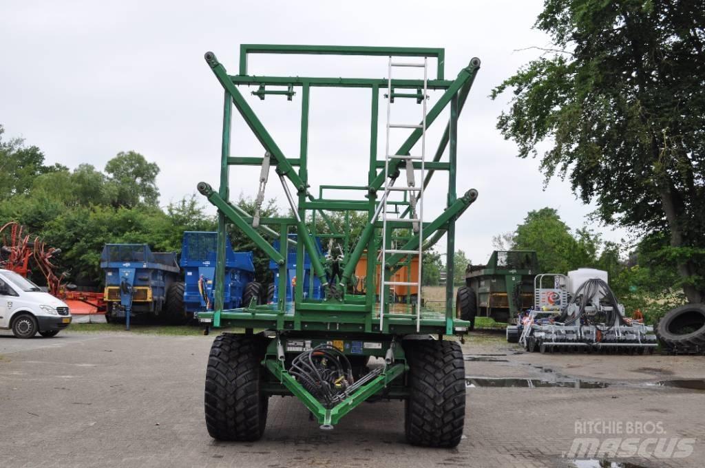 Kröger PW24 Rimorchi per balle