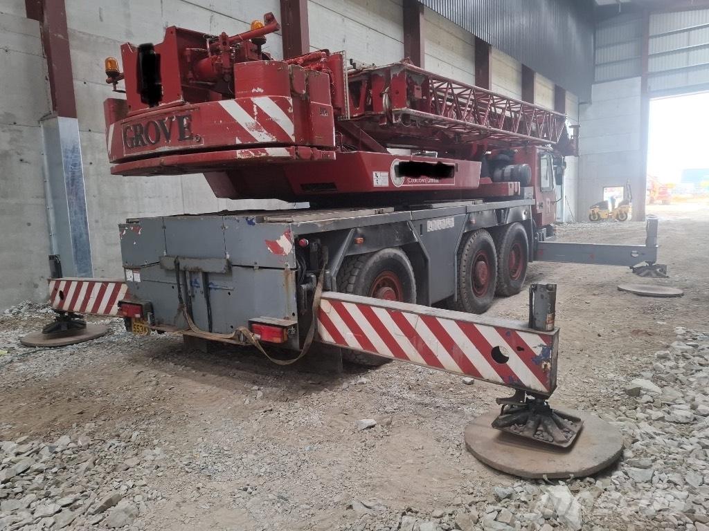 Grove 3050 Gru per tutti i terreni