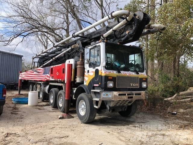 TOR T-63120 Autopompe per calcestruzzo