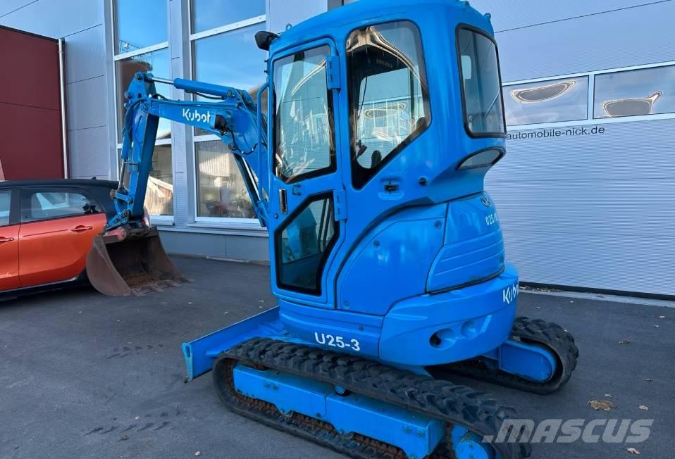 Kubota U25 -3 Miniescavatori