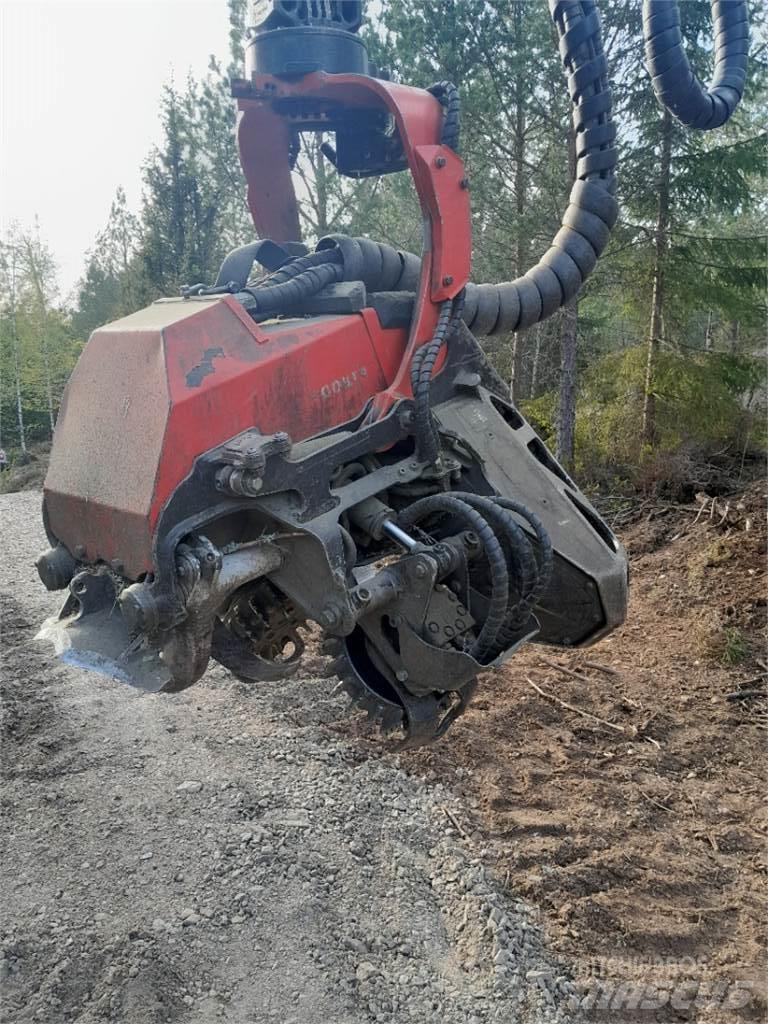Komatsu C93 Decespugliatrici e trinciatrici idrauliche
