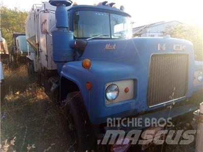 Mack R 600 Camion ribaltabili