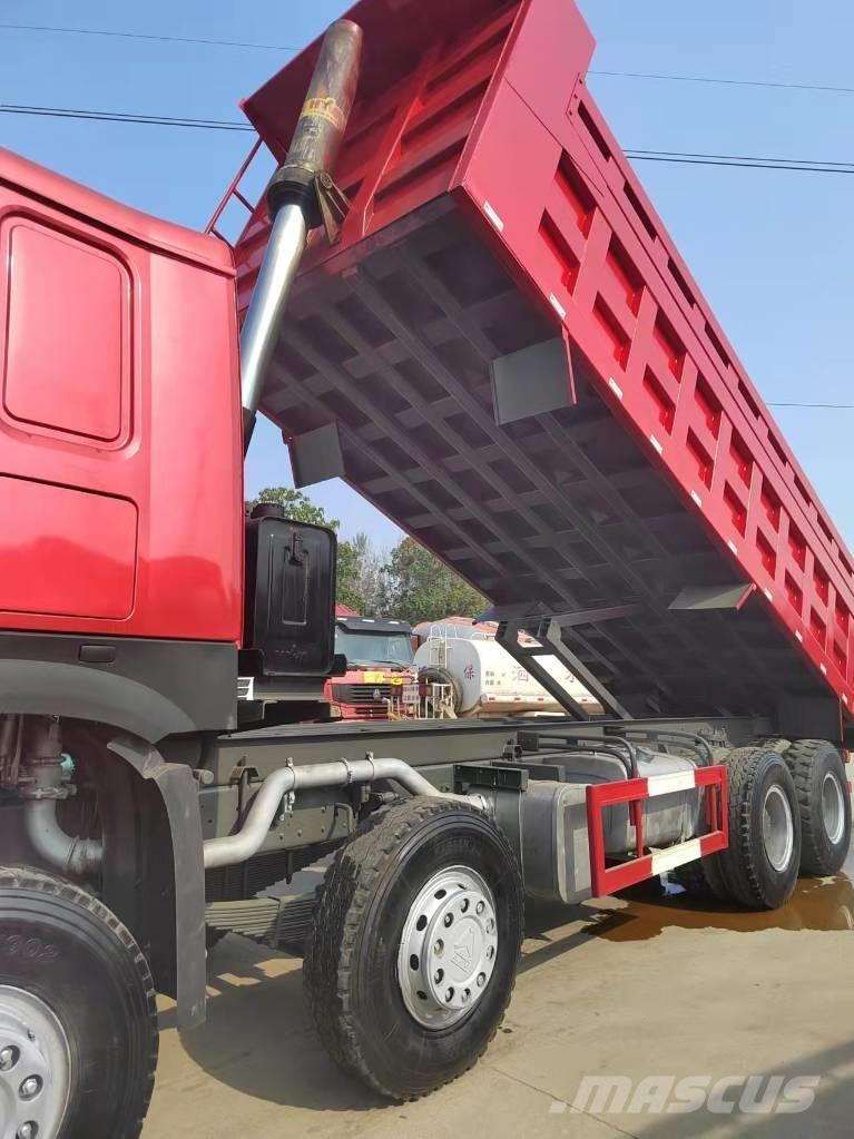 Howo 371 8x4 Camion ribaltabili