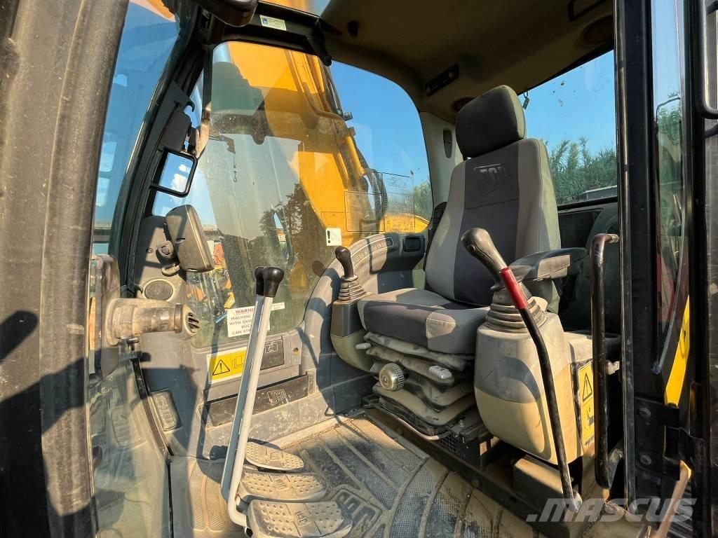 JCB JS 190 N LC Escavatori cingolati