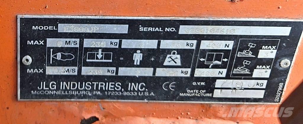 JLG E 300 AJP Piattaforme a braccio articolato