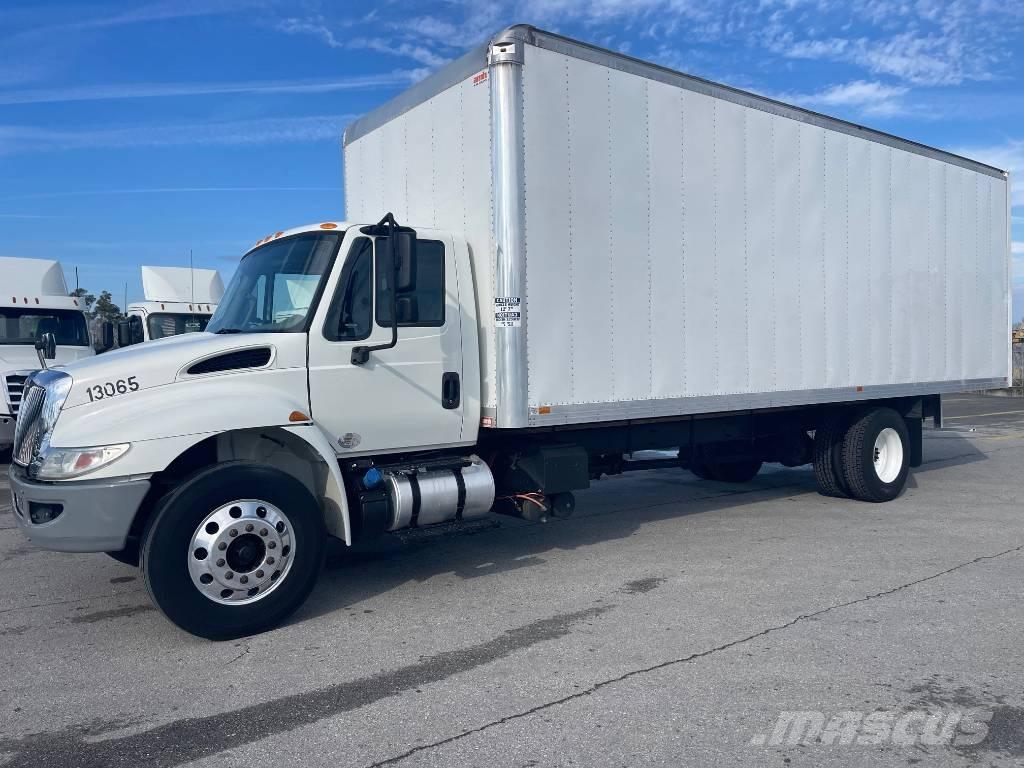 International 4300 Camion cassonati