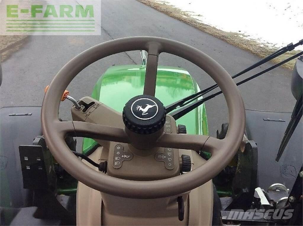 John Deere 5125 r Trattori
