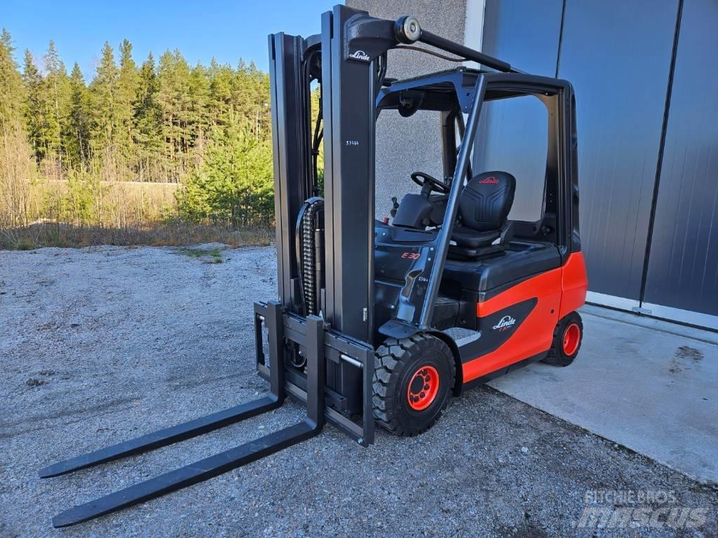 Linde E30-01 Carrelli elevatori elettrici