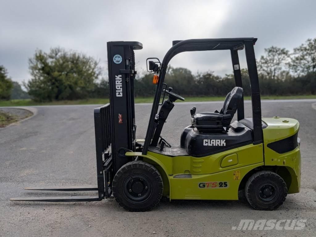 Clark GTS 25 D Carrelli elevatori diesel