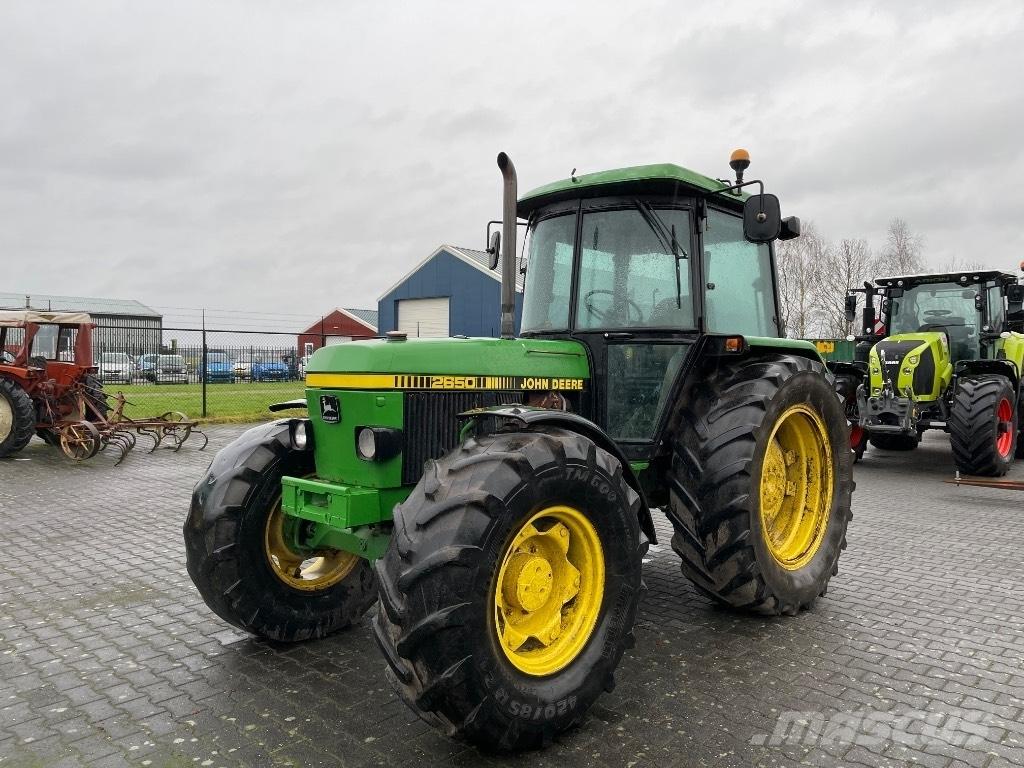John Deere 2650 Trattori