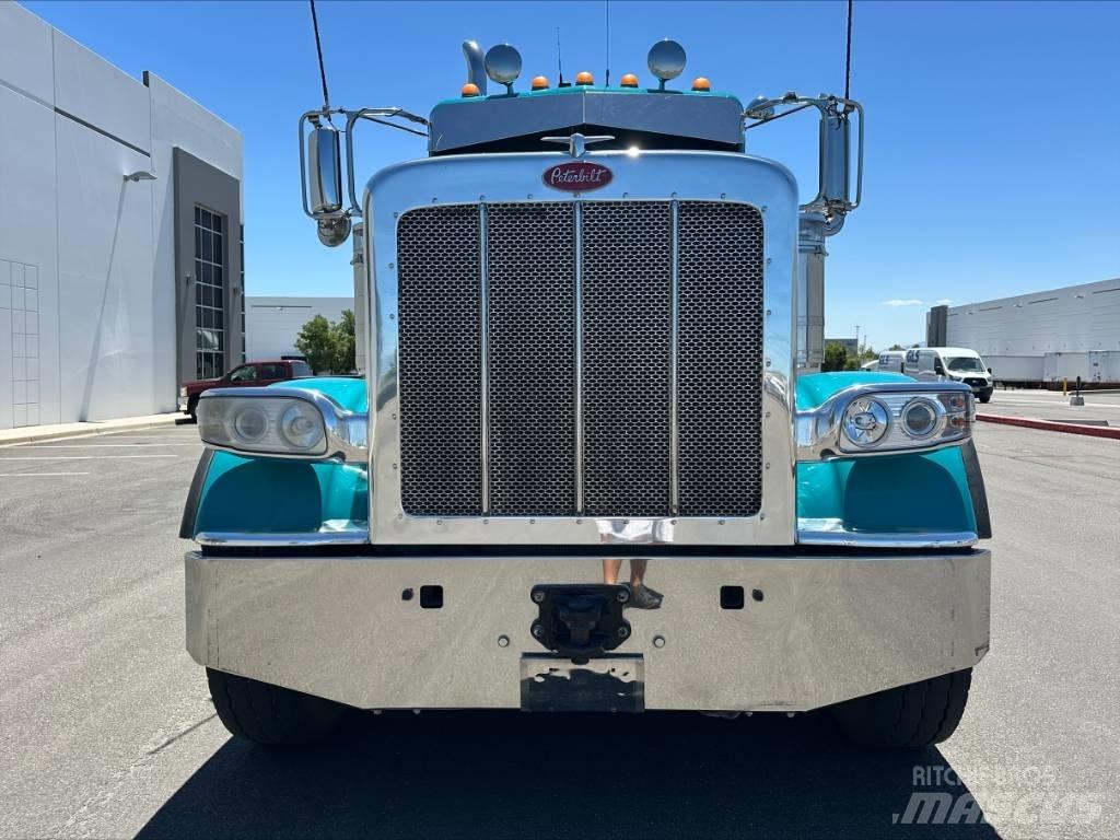Peterbilt 388 Motrici e Trattori Stradali