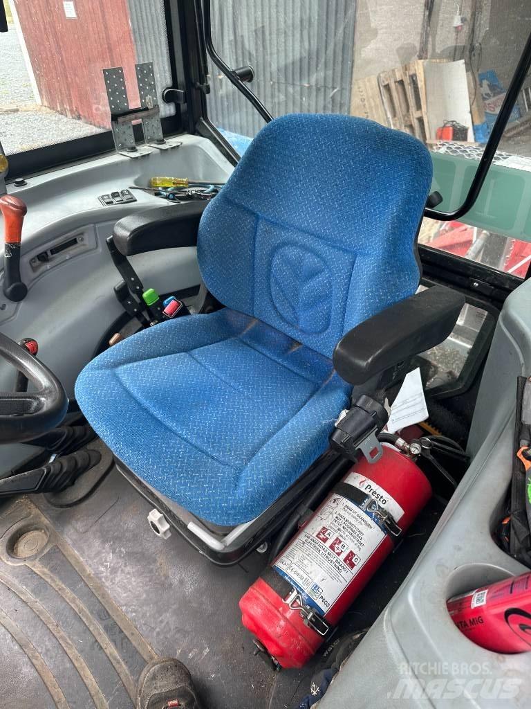 New Holland T 5040 Trattori