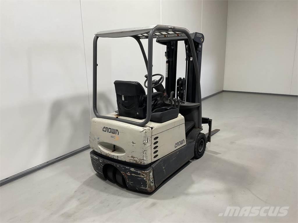 Crown SC3220-1,3 Carrelli elevatori elettrici