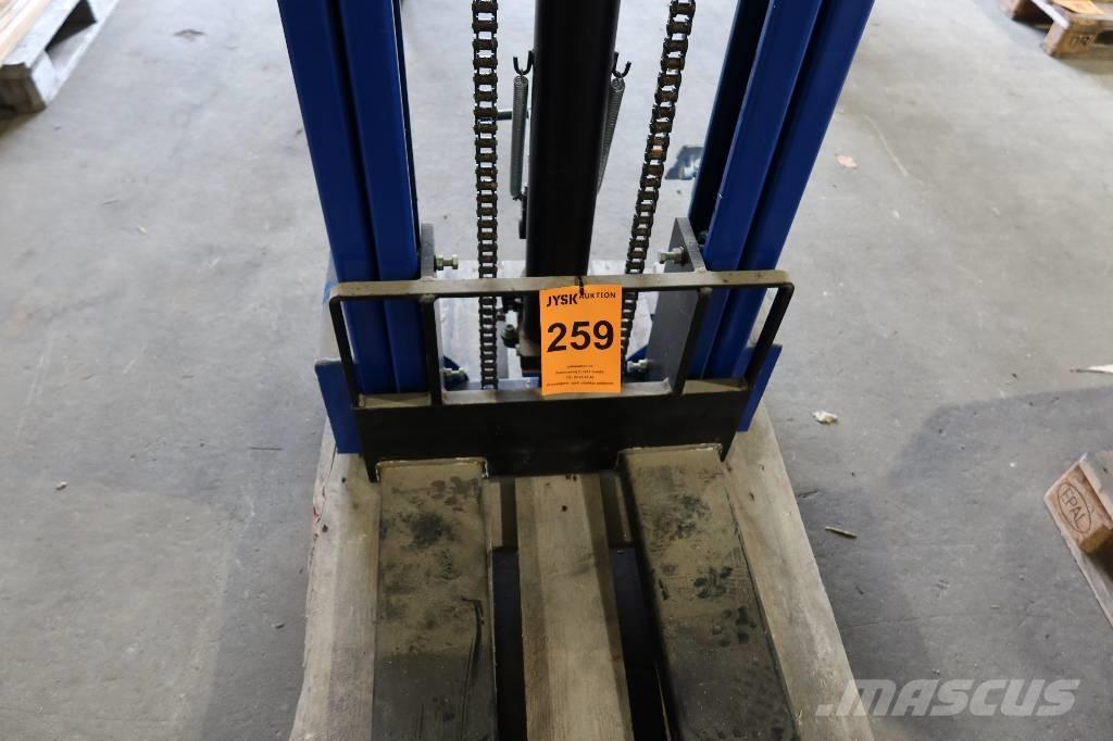 NH SFH1025 Stoccatori manuali