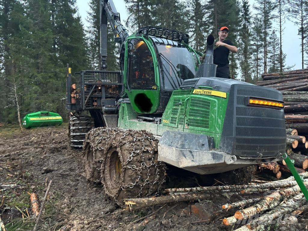 John Deere 1510G Forwarder