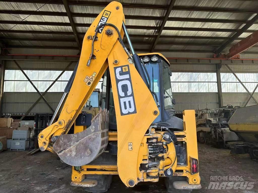 JCB 3 CX Terne