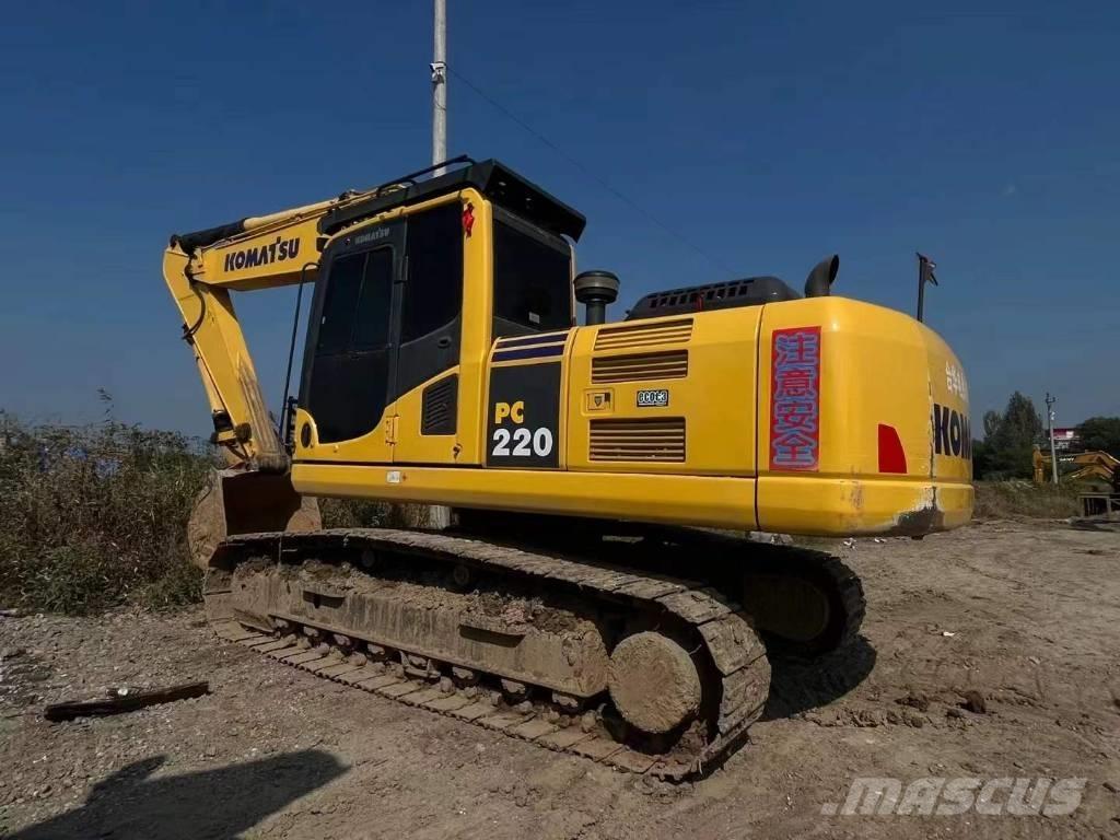 Komatsu PC 220-8 Escavatori cingolati