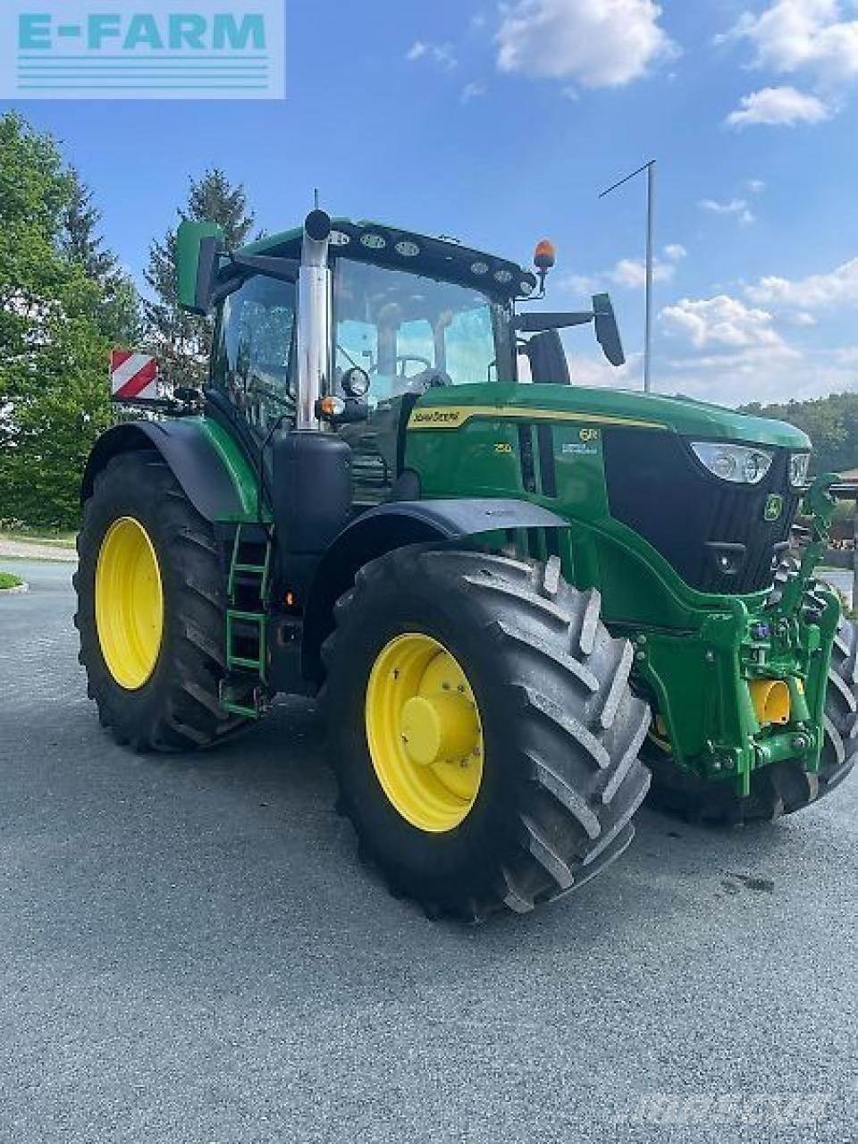 John Deere 6r250 Trattori