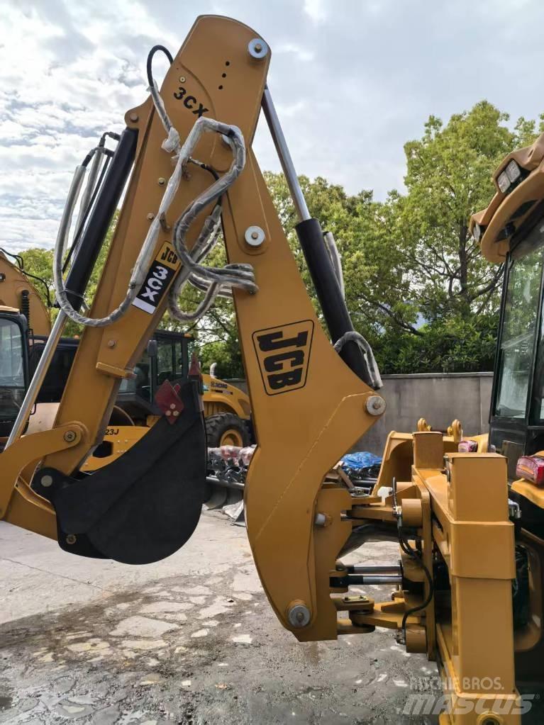 JCB 3 CX Terne