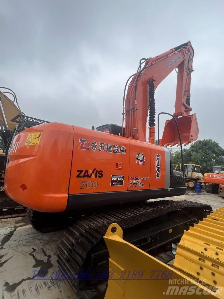 Hitachi ZX200 Escavatori cingolati