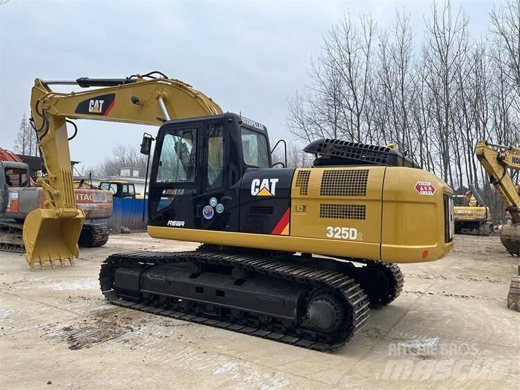 CAT 325D2 Escavatori cingolati